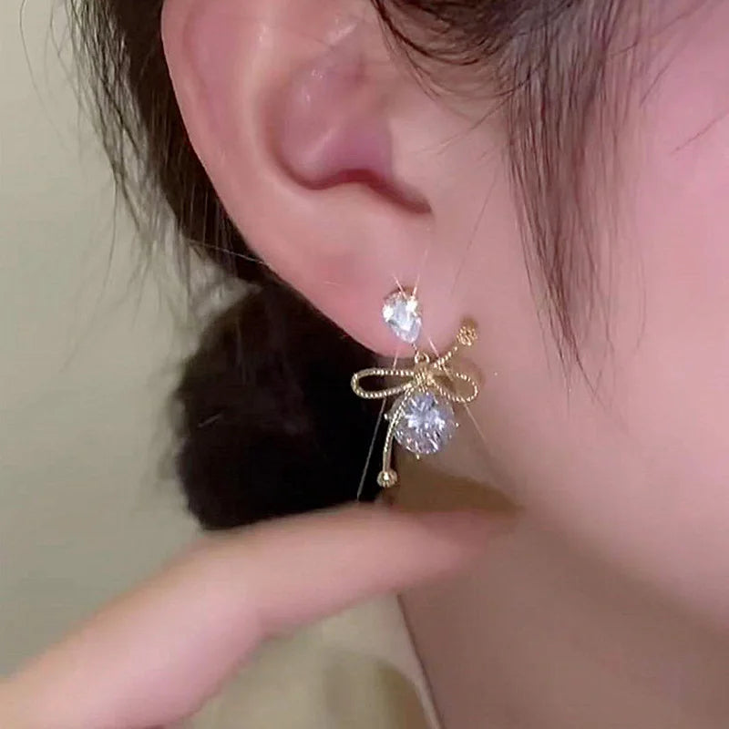 Zircon Snowflake Stud Earrings – Elegant Women’s Wedding Jewelry