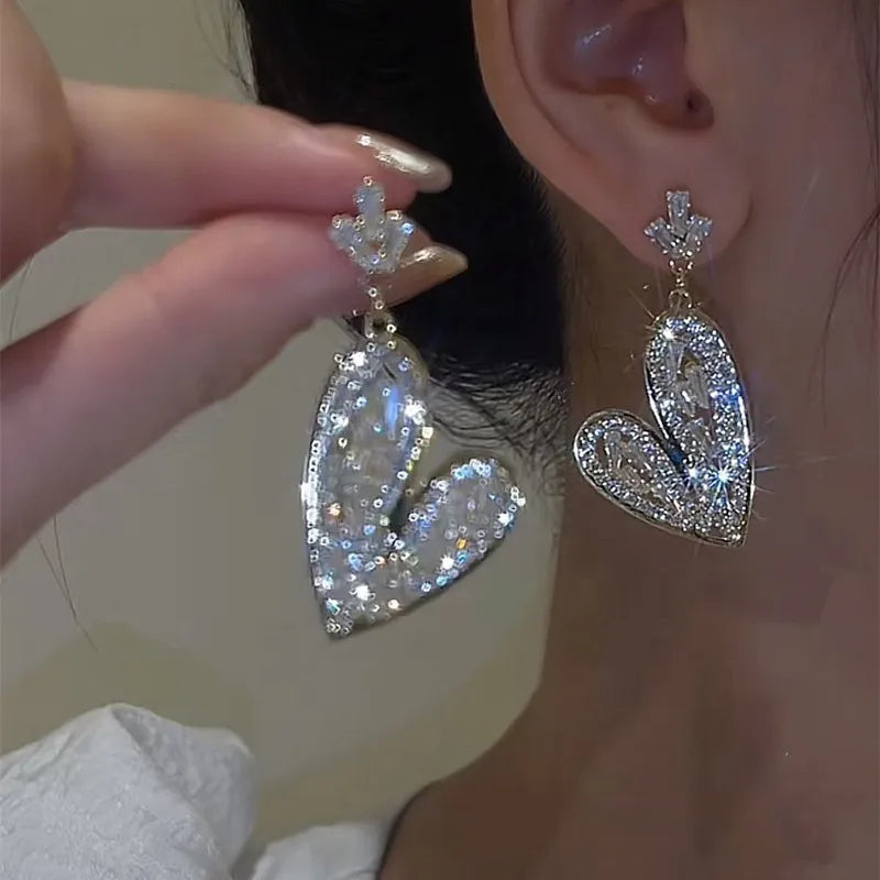 Zircon Snowflake Stud Earrings – Elegant Women’s Wedding Jewelry