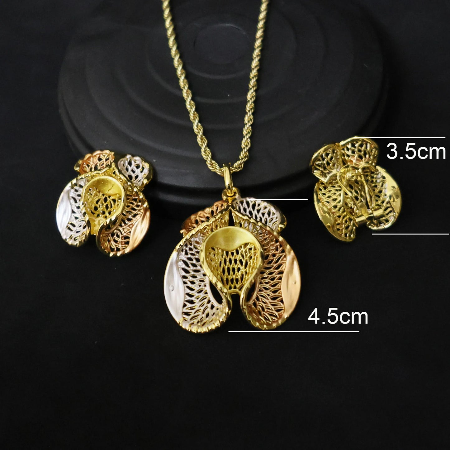 Elevate your elegance with this luxury 18K gold plated jewelry