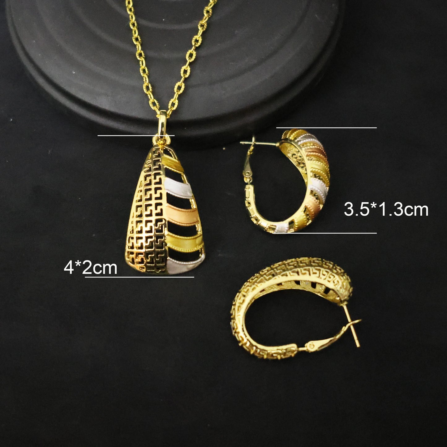 Elevate your elegance with this luxury 18K gold plated jewelry