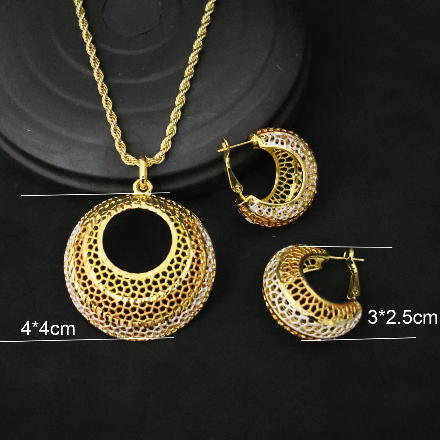 Elevate your elegance with this luxury 18K gold plated jewelry