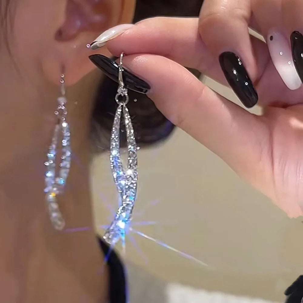 Zircon Snowflake Stud Earrings – Elegant Women’s Wedding Jewelry
