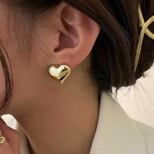 Gold Heart Stud Earrings – Minimalist Women’s Wedding Jewelry