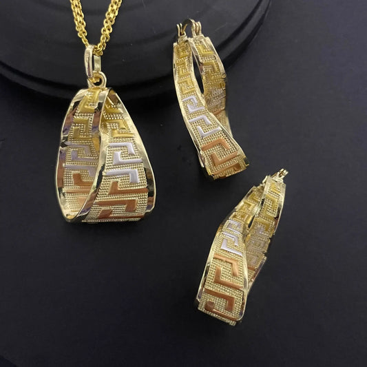 Elevate your elegance with this luxury 18K gold plated jewelry