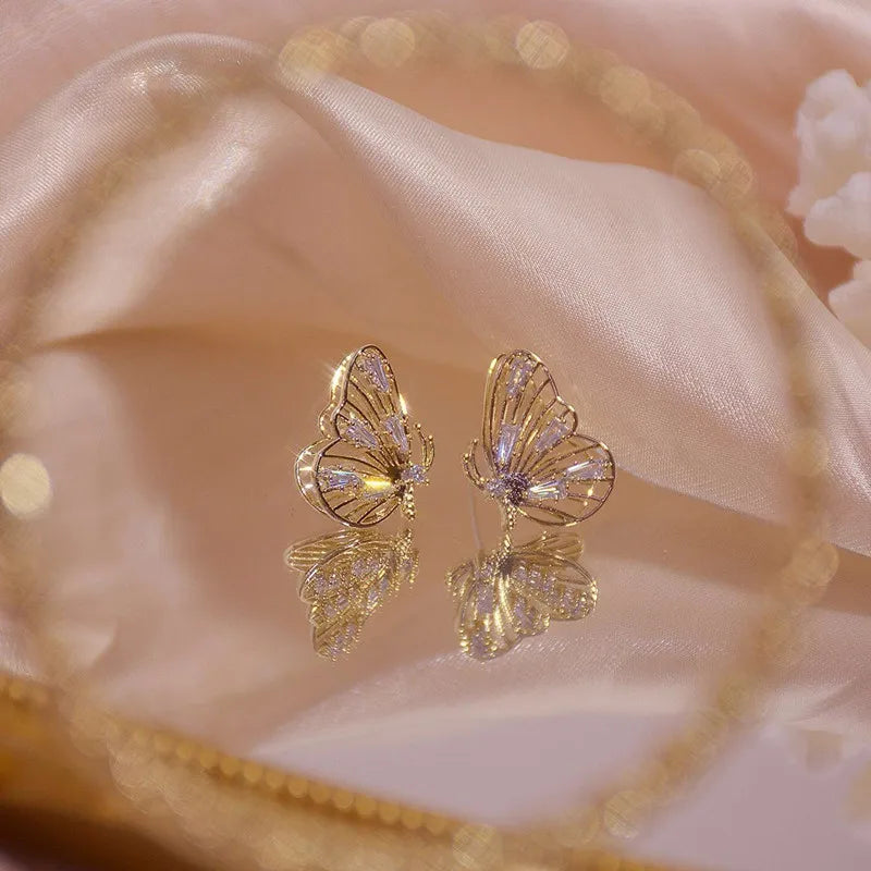 Zircon Snowflake Stud Earrings – Elegant Women’s Wedding Jewelry