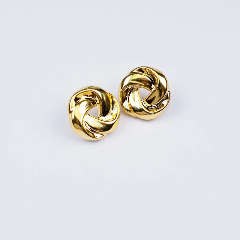 Golden Twist Stud Earrings – Creative Geometric Women’s Jewelry